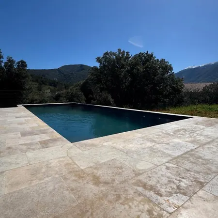Proche Ventoux Et Vaison La Romaine Avec Piscine Privee